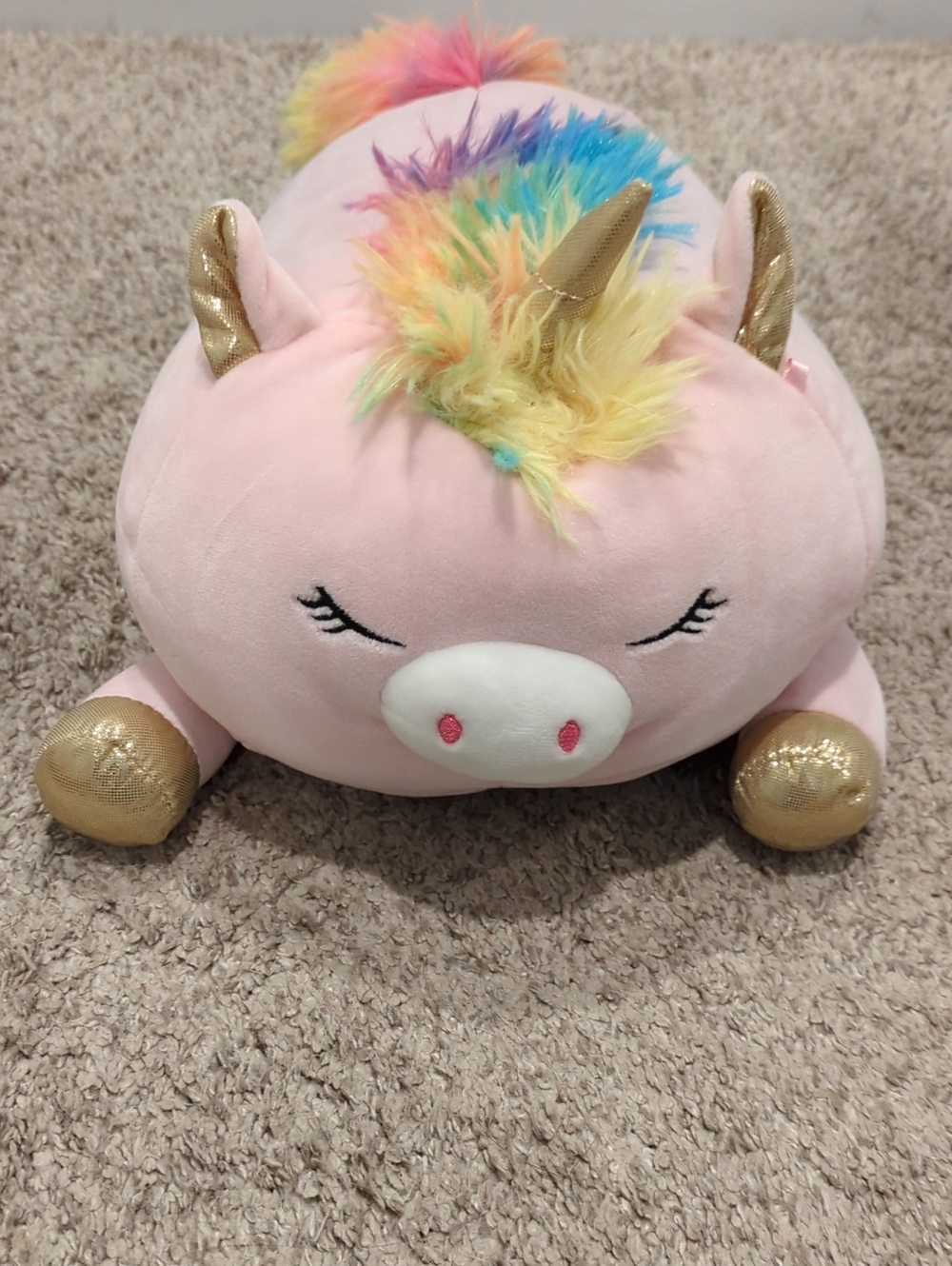 Ilene the Unicorn from the Squishmallows Cuddlers